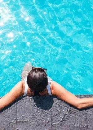 Roof Top Pool with Lounge Access - Terminal 1